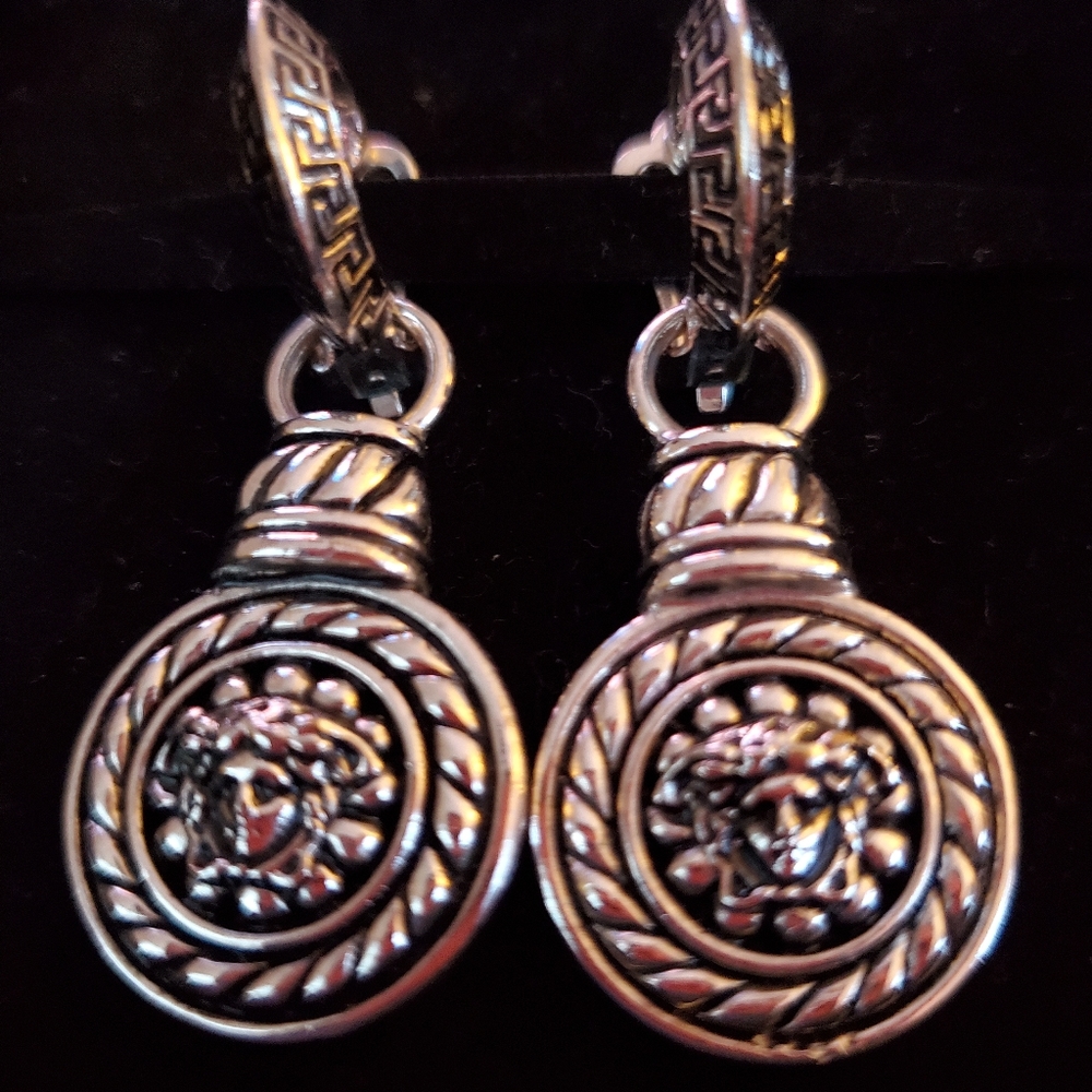 VERSACE  Barroco Drop Earring